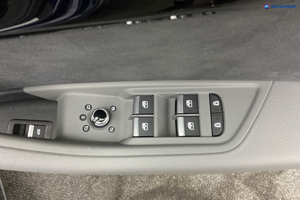 Audi A4 Black Edition Automatic Petrol Saloon - Stock Number (1657012) - 16th supplementary image