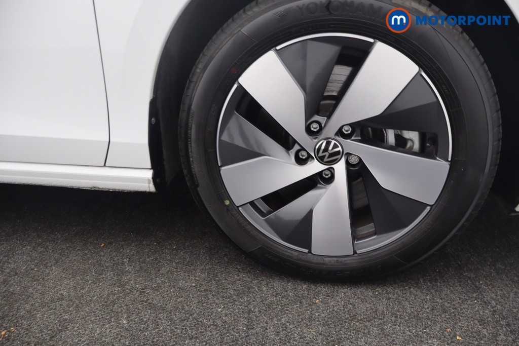 Volkswagen Passat Life Automatic Petrol Plug-In Hybrid Estate - Stock Number (1657369) - 30th supplementary image