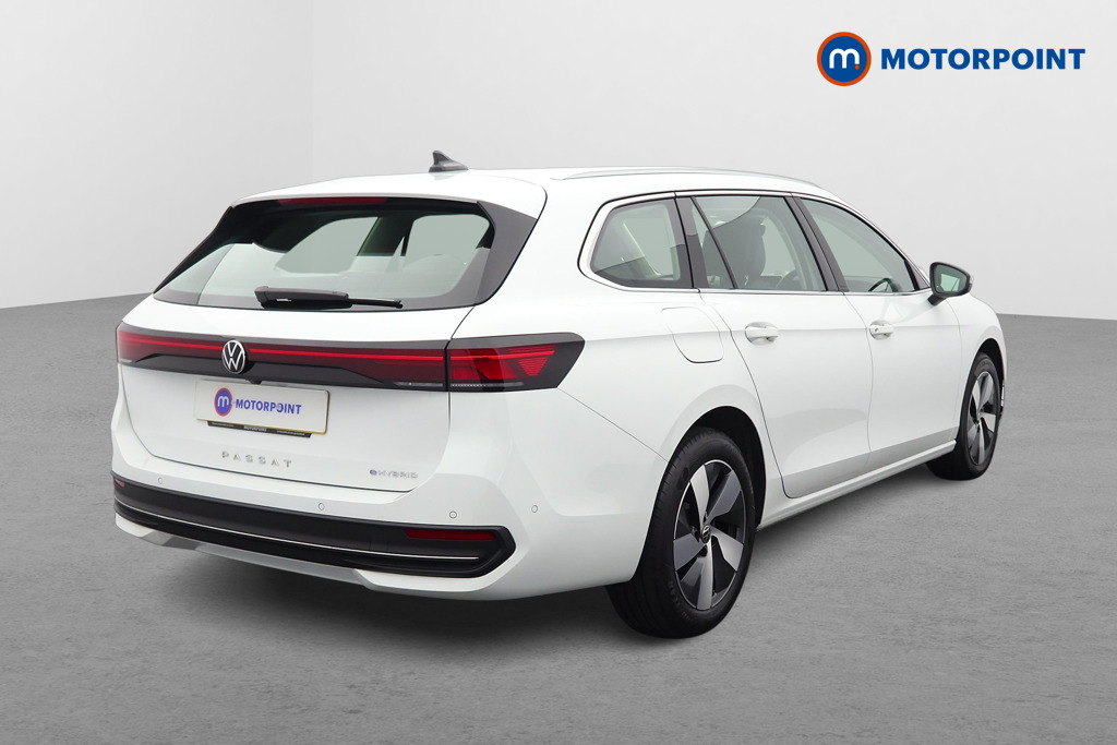 Volkswagen Passat Life Automatic Petrol Plug-In Hybrid Estate - Stock Number (1657369) - Drivers side rear corner