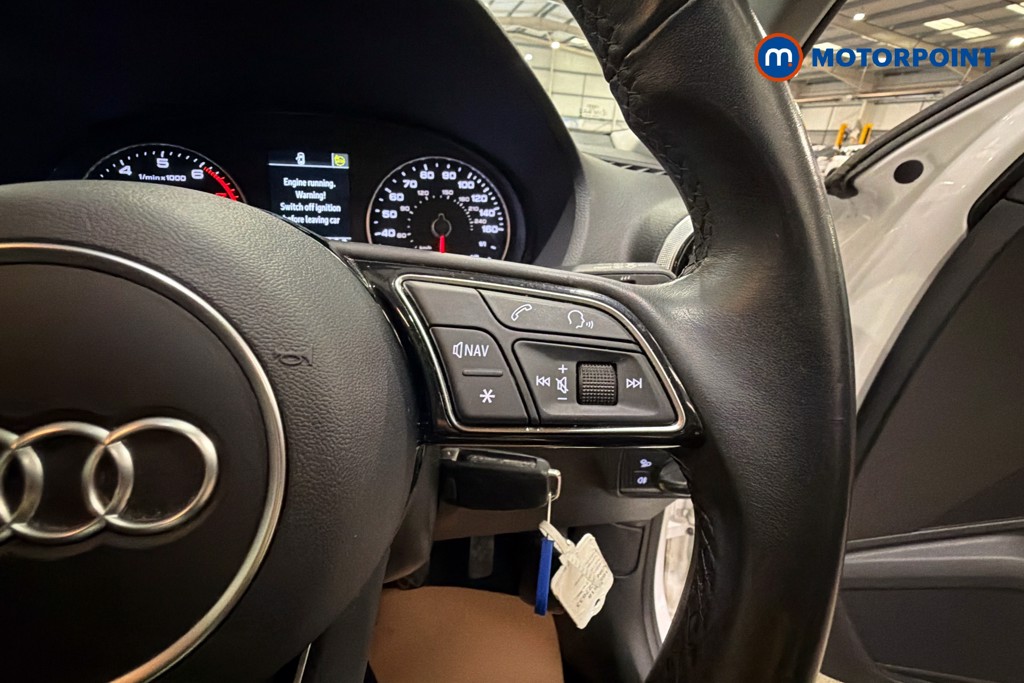 Audi Q2 Technik Manual Petrol SUV - Stock Number (1657618) - 4th supplementary image