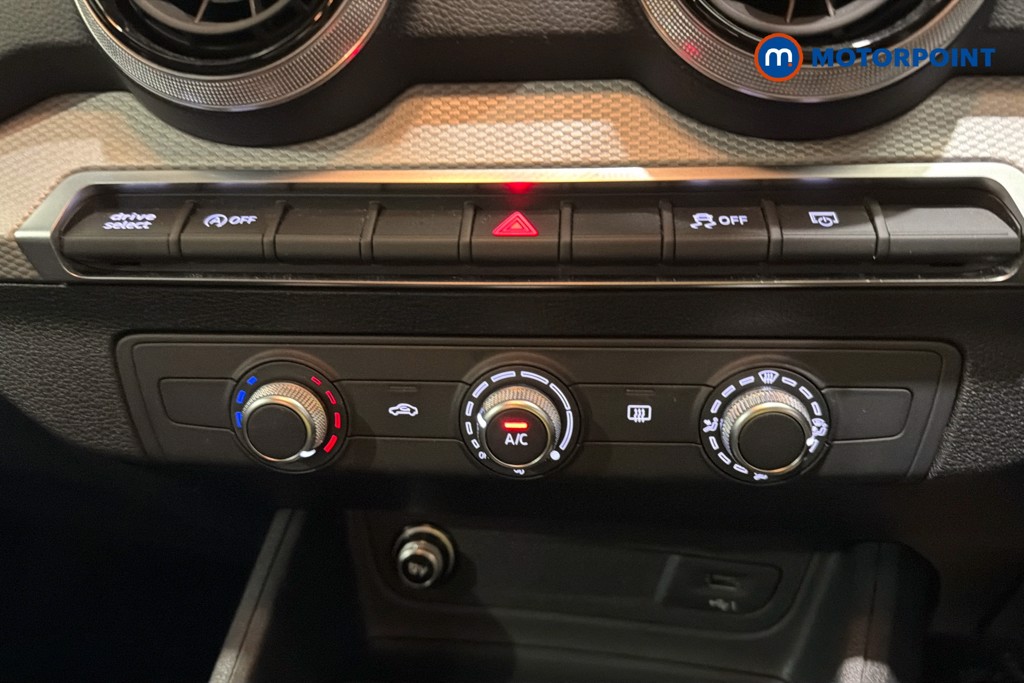Audi Q2 Technik Manual Petrol SUV - Stock Number (1657618) - 12th supplementary image