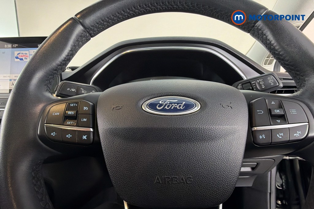 Ford Focus Titanium Manual Petrol Hatchback - Stock Number (1657803) - 5th supplementary image