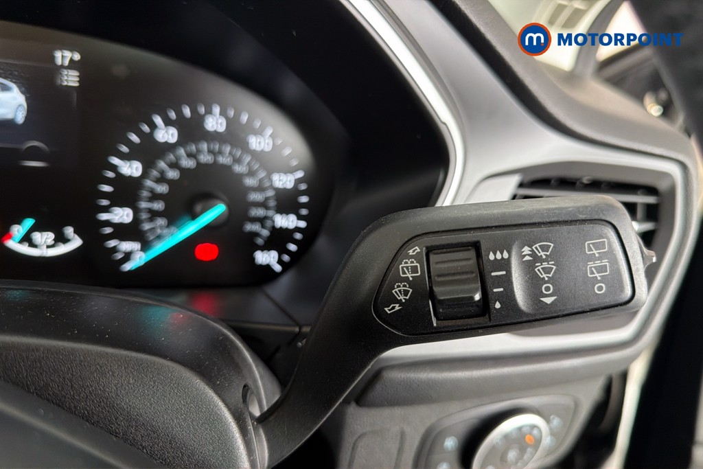 Ford Focus Titanium Manual Petrol Hatchback - Stock Number (1657803) - 7th supplementary image