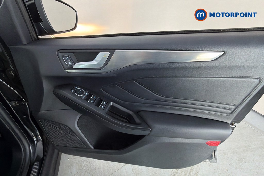 Ford Focus Titanium Manual Petrol Hatchback - Stock Number (1657803) - 19th supplementary image