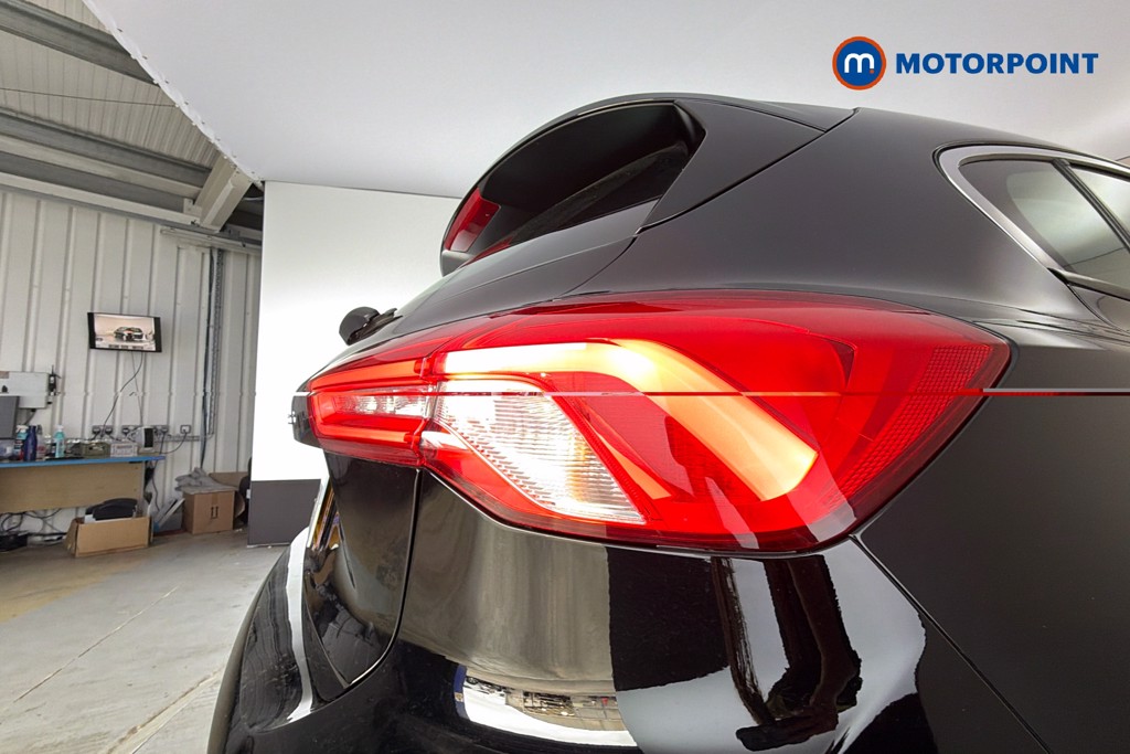 Ford Focus Titanium Manual Petrol Hatchback - Stock Number (1657803) - 38th supplementary image