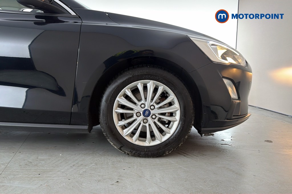 Ford Focus Titanium Manual Petrol Hatchback - Stock Number (1657803) - 50th supplementary image