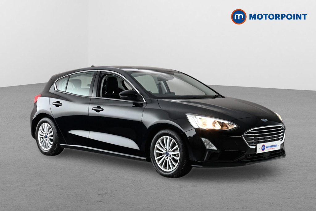 Ford Focus Titanium Manual Petrol Hatchback - Stock Number (1657803) - Drivers side front corner