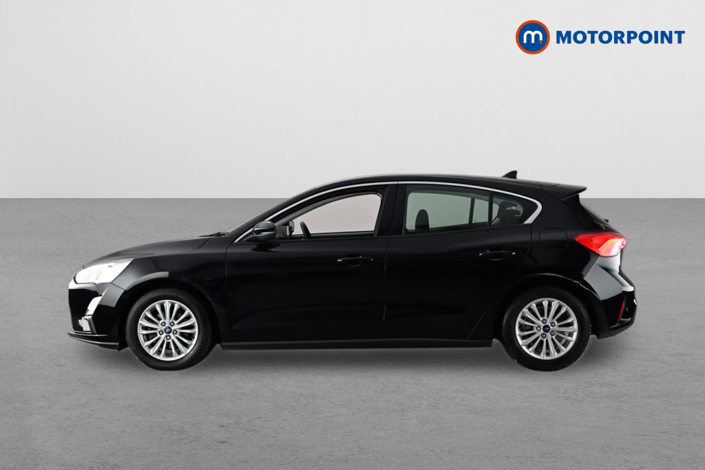 Ford Focus Titanium Manual Petrol Hatchback - Stock Number (1657803) - Passenger side