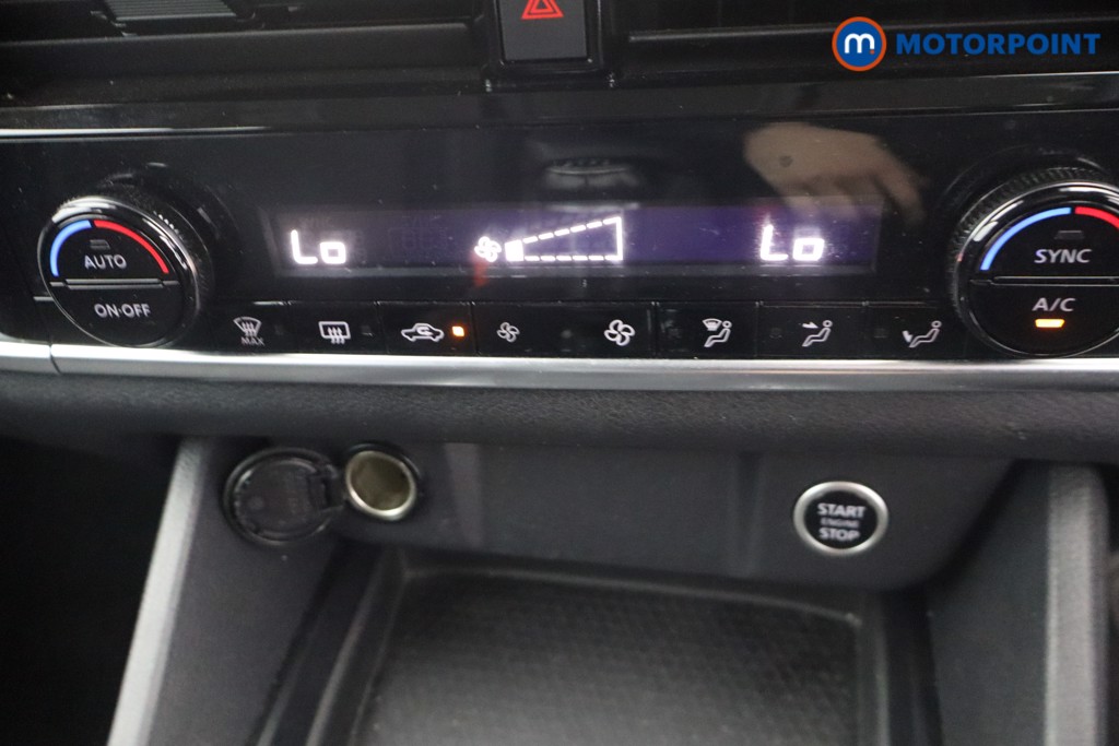 Nissan Qashqai Acenta Premium Manual Petrol SUV - Stock Number (1658671) - 16th supplementary image