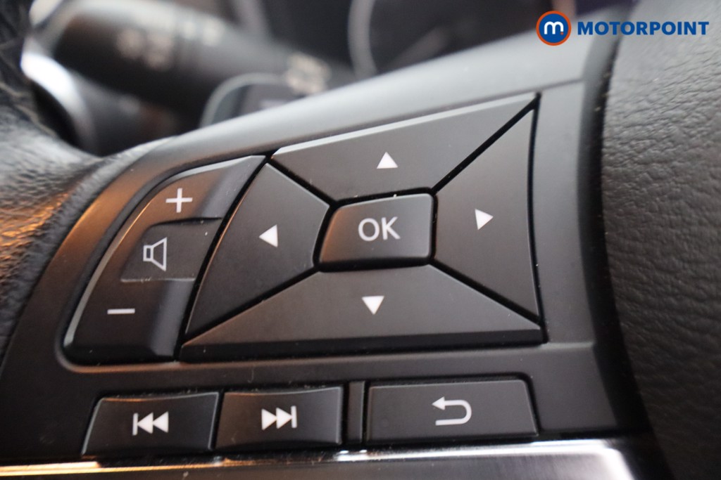 Nissan Juke N-Connecta Automatic Petrol SUV - Stock Number (1658961) - 15th supplementary image