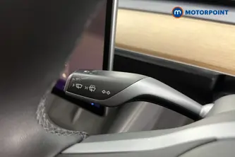 Tesla Model Y Long Range Automatic Electric SUV - Stock Number (1659695) - 5th supplementary image