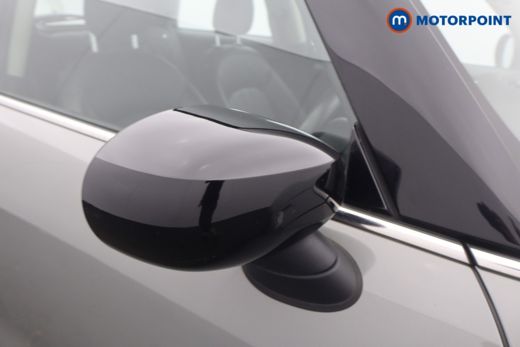 Mini Hatchback Cooper S Exclusive Automatic Petrol Hatchback - Stock Number (1660337) - 17th supplementary image