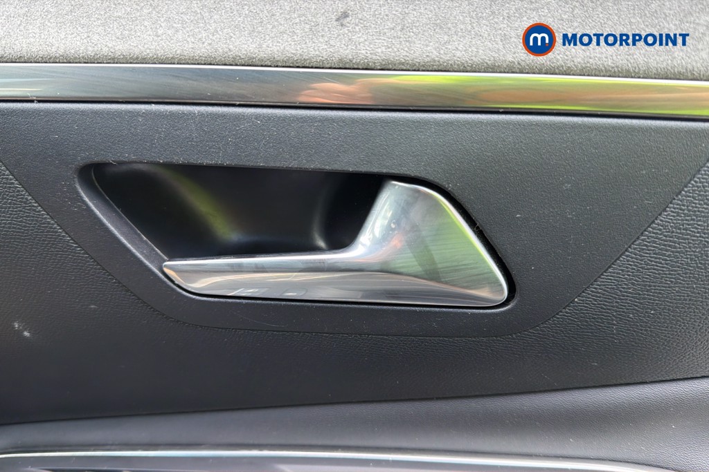 Peugeot 3008 GT Automatic Diesel SUV - Stock Number (1661615) - 42nd supplementary image