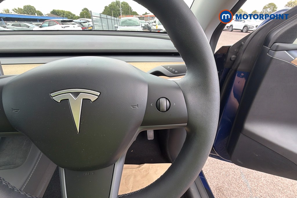 Tesla Model Y Long Range Automatic Electric SUV - Stock Number (1661724) - 3rd supplementary image