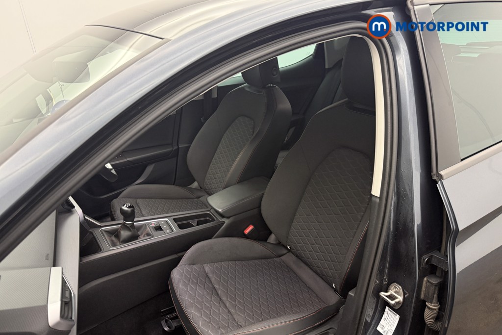 Seat Leon FR Manual Petrol Hatchback - Stock Number (1661793) - 2nd supplementary image