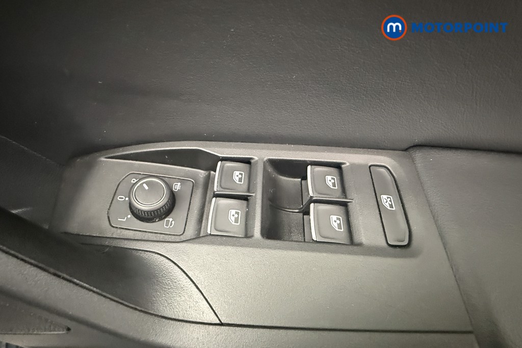 Seat Leon FR Manual Petrol Hatchback - Stock Number (1661793) - 14th supplementary image