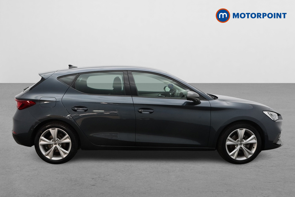 Seat Leon FR Manual Petrol Hatchback - Stock Number (1661793) - Drivers side