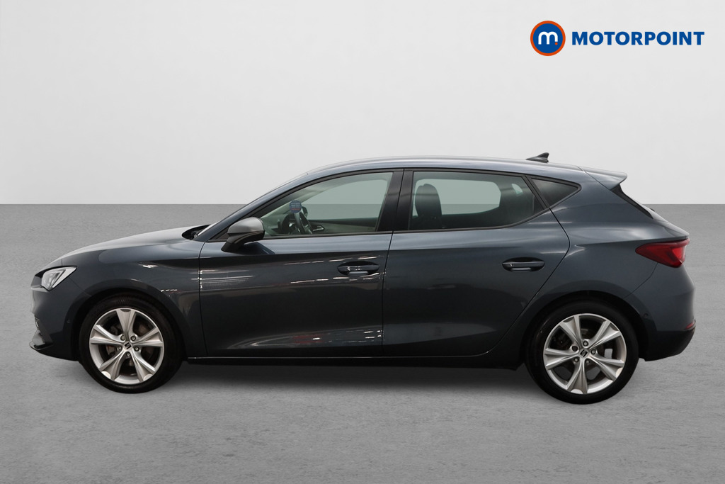 Seat Leon FR Manual Petrol Hatchback - Stock Number (1661793) - Passenger side