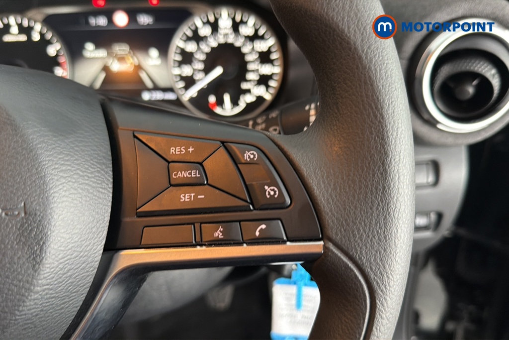 Nissan Juke Acenta Premium Manual Petrol SUV - Stock Number (1662177) - 3rd supplementary image