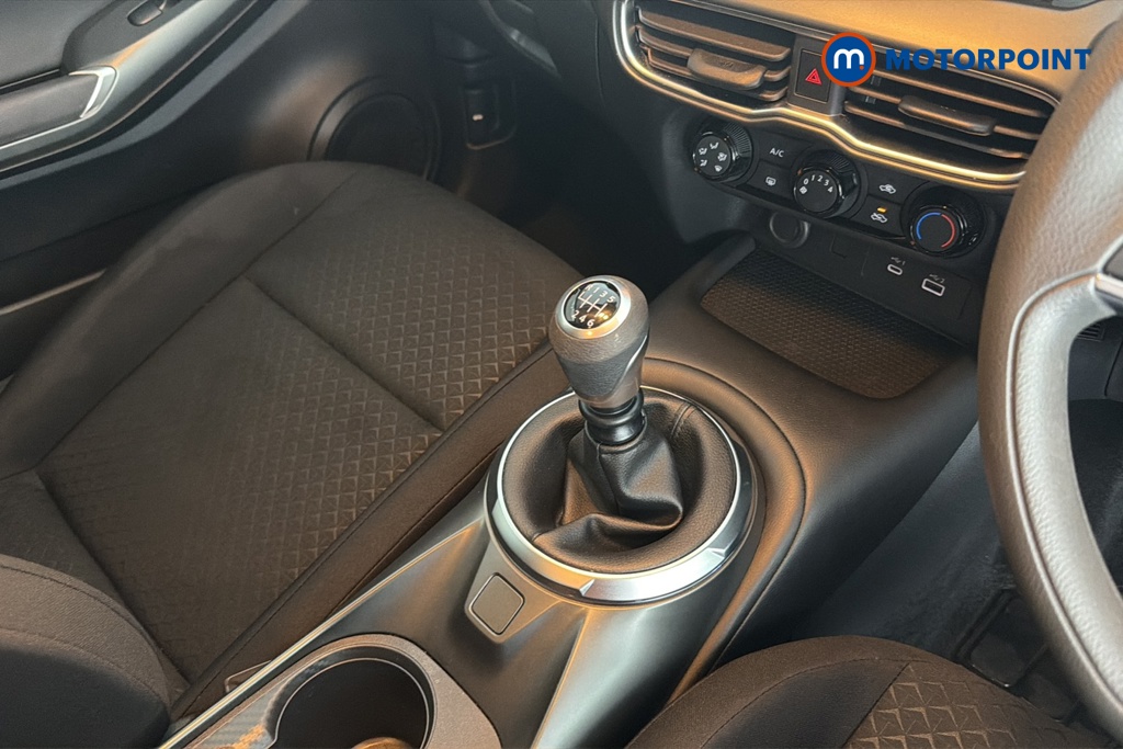Nissan Juke Acenta Premium Manual Petrol SUV - Stock Number (1662177) - 15th supplementary image
