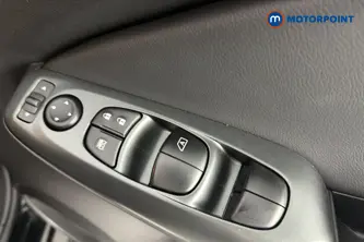 Nissan Juke Acenta Premium Manual Petrol SUV - Stock Number (1662177) - 19th supplementary image