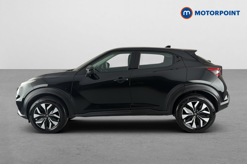 Nissan Juke Acenta Premium Manual Petrol SUV - Stock Number (1662177) - Drivers side