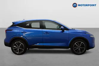 Nissan Qashqai Tekna Automatic Petrol SUV - Stock Number (1662364) - Drivers side
