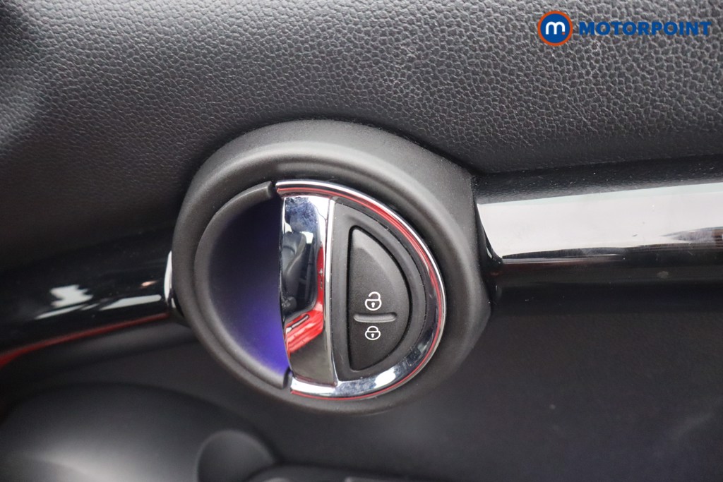 Mini Hatchback Cooper S Sport Manual Petrol Hatchback - Stock Number (1662382) - 9th supplementary image