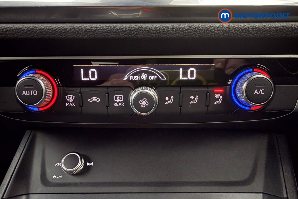 Audi Q3 S Line Automatic Petrol SUV - Stock Number (1662392) - 16th supplementary image