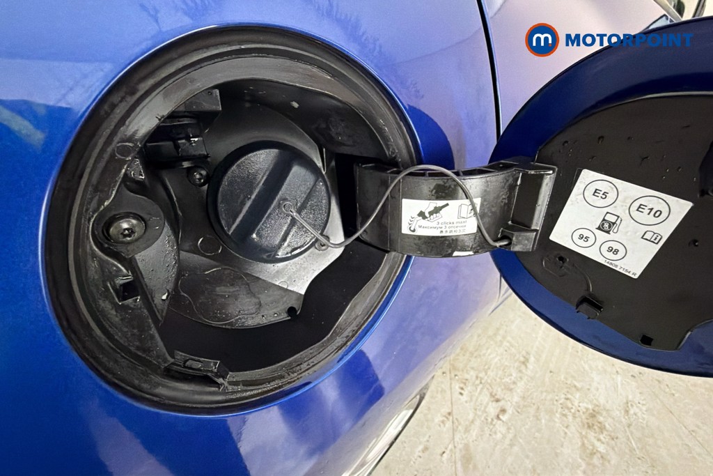 Renault Clio Gt Line Manual Petrol Hatchback - Stock Number (1662699) - 41st supplementary image