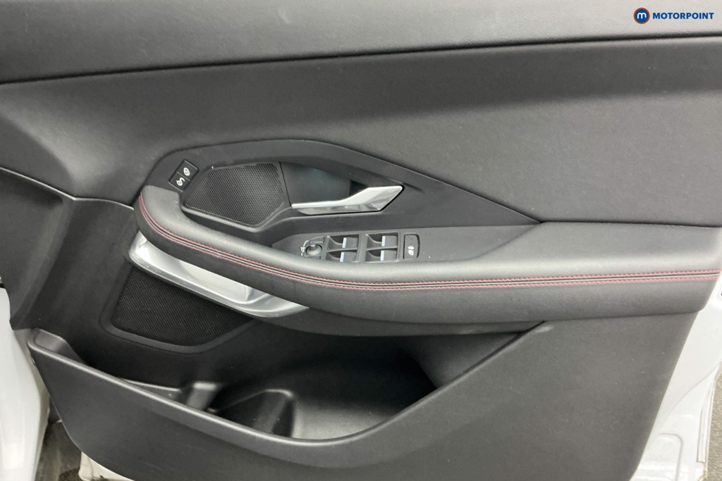 Jaguar E-Pace Chequered Flag Edition Automatic Petrol SUV - Stock Number (1663171) - 17th supplementary image