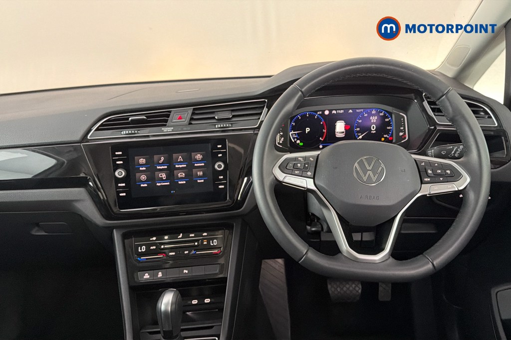 Volkswagen Touran SEL Automatic Petrol People Carrier - Stock Number (1663452) - 2nd supplementary image