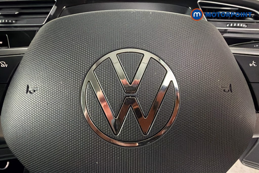 Volkswagen Touran SEL Automatic Petrol People Carrier - Stock Number (1663452) - 5th supplementary image