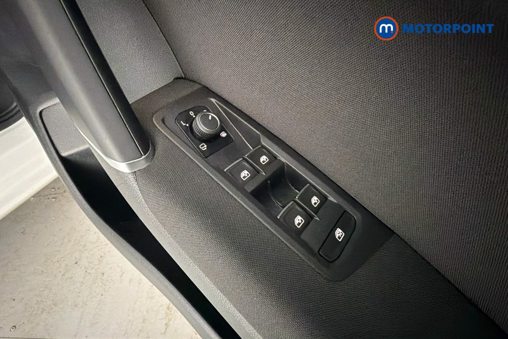 Volkswagen Touran SEL Automatic Petrol People Carrier - Stock Number (1663452) - 20th supplementary image