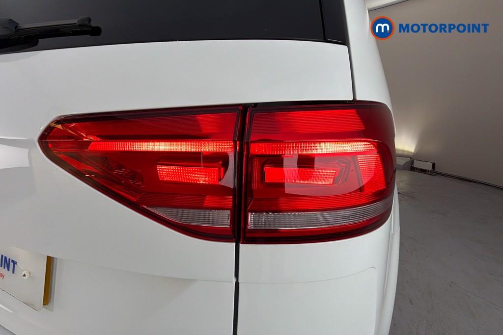 Volkswagen Touran SEL Automatic Petrol People Carrier - Stock Number (1663452) - 38th supplementary image