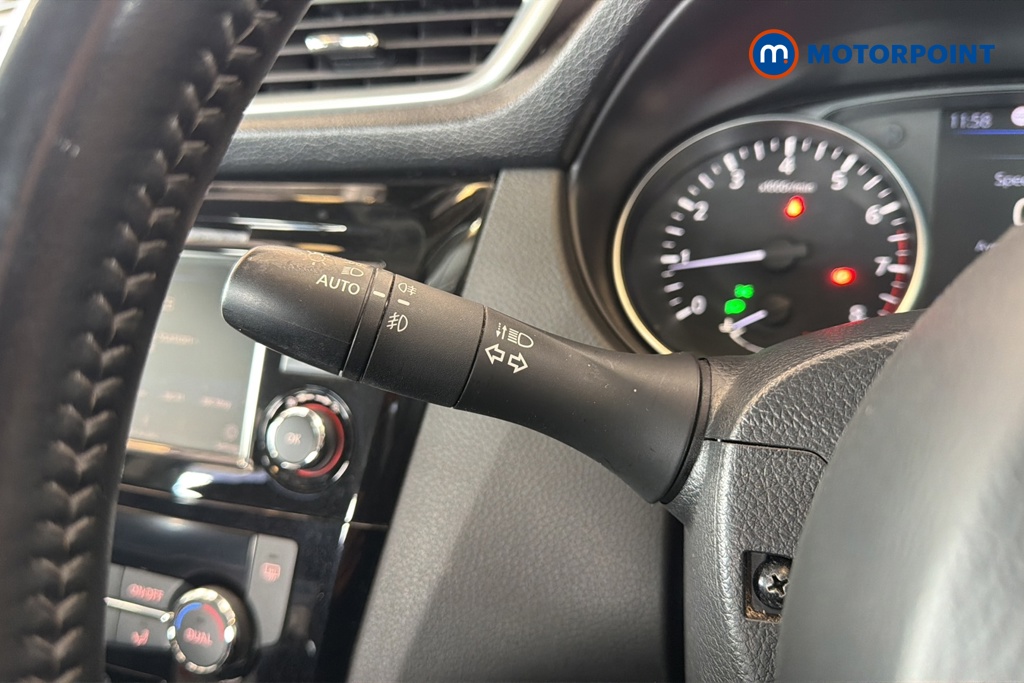 Nissan Qashqai Acenta Premium Manual Petrol SUV - Stock Number (1663578) - 5th supplementary image