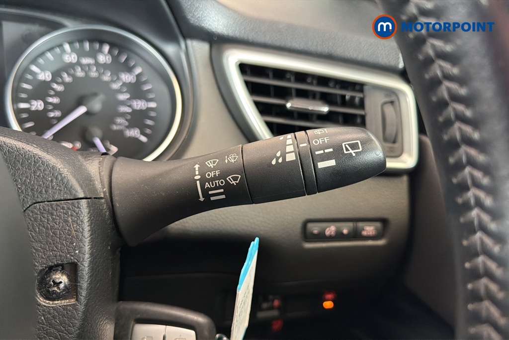 Nissan Qashqai Acenta Premium Manual Petrol SUV - Stock Number (1663578) - 6th supplementary image
