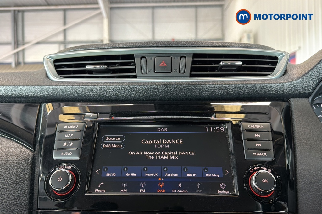 Nissan Qashqai Acenta Premium Manual Petrol SUV - Stock Number (1663578) - 8th supplementary image