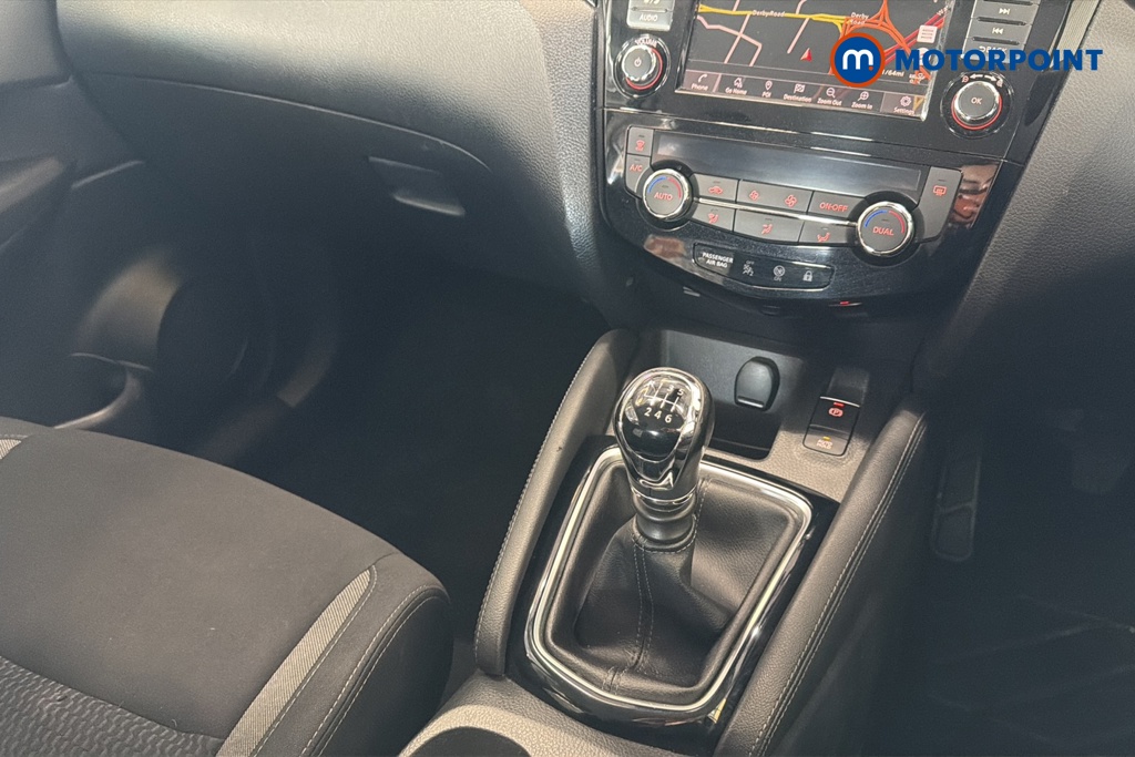 Nissan Qashqai Acenta Premium Manual Petrol SUV - Stock Number (1663578) - 15th supplementary image