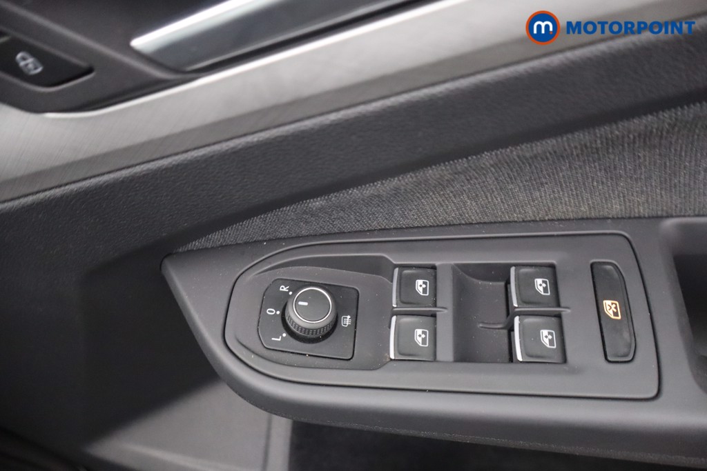 Volkswagen Golf Life Manual Petrol Hatchback - Stock Number (1663633) - 9th supplementary image