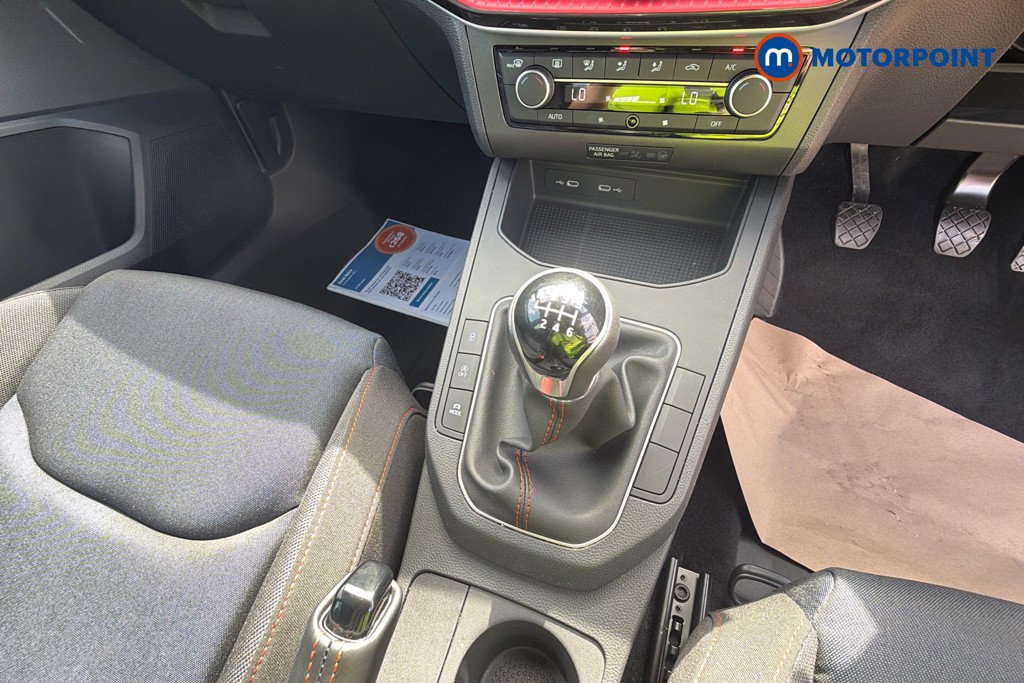 Seat Ibiza FR Manual Petrol Hatchback - Stock Number (1663763) - 5th supplementary image