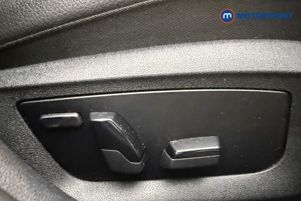 BMW 5 Series M Sport Automatic Petrol Plug-In Hybrid Saloon - Stock Number (1663784) - 18th supplementary image