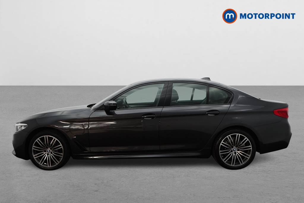 BMW 5 Series M Sport Automatic Petrol Plug-In Hybrid Saloon - Stock Number (1663784) - Passenger side