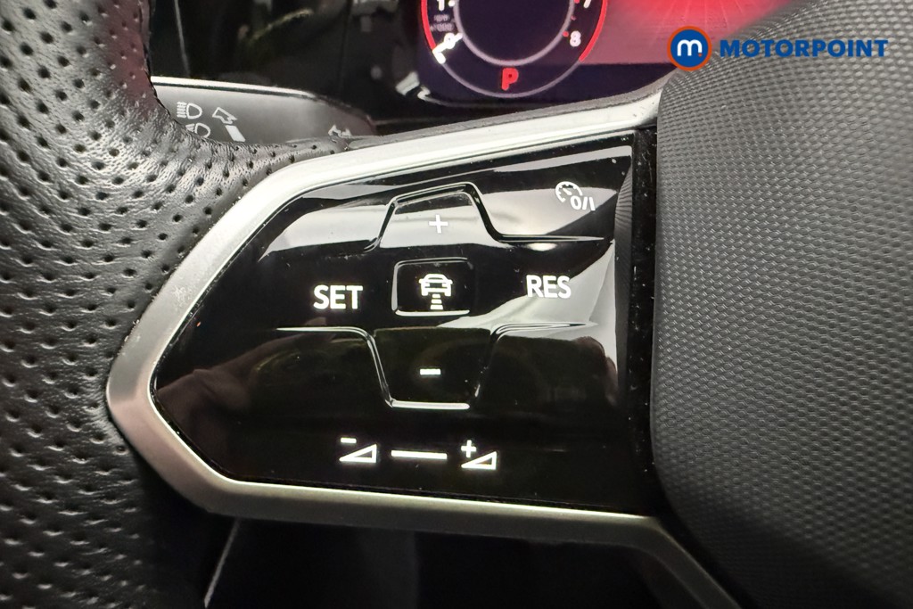 Volkswagen Golf R-Line Automatic Petrol Hatchback - Stock Number (1663888) - 14th supplementary image