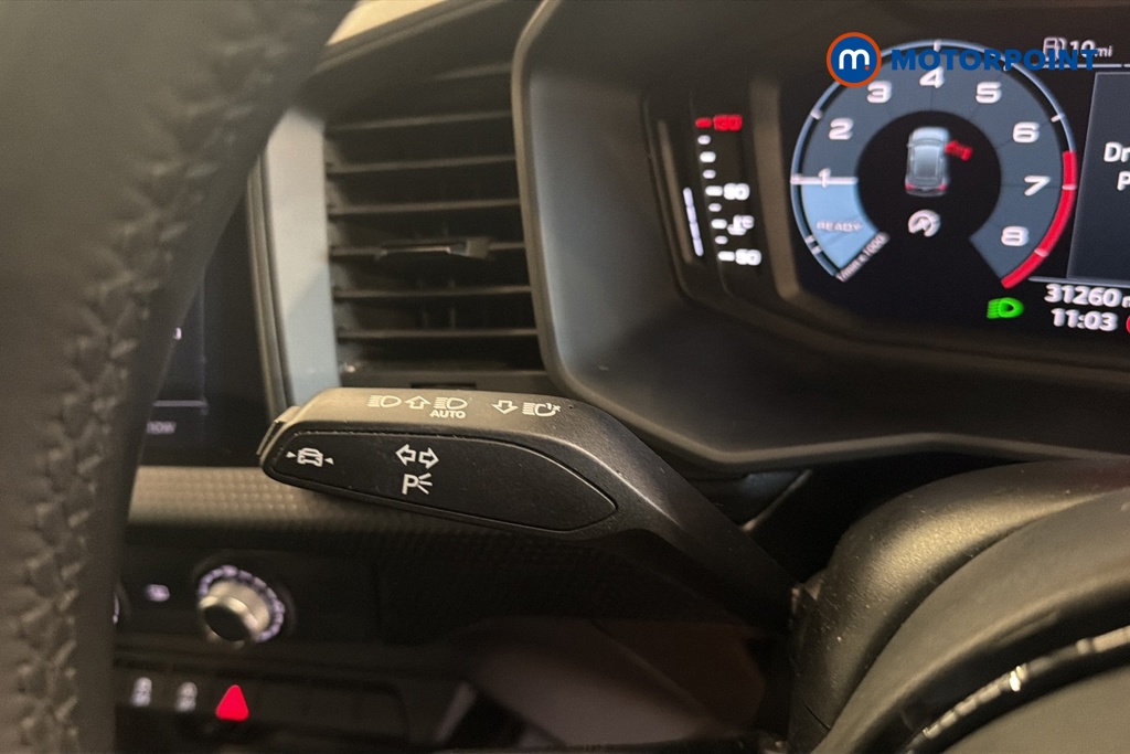 Audi A1 Technik Manual Petrol Hatchback - Stock Number (1663943) - 5th supplementary image