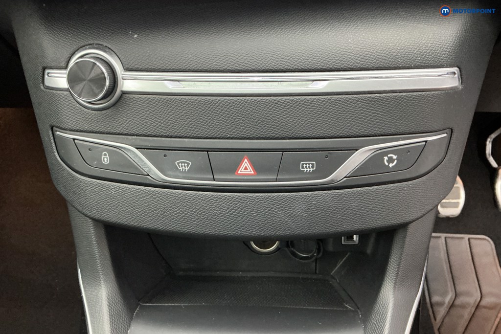 Peugeot 308 Tech Edition Manual Petrol Hatchback - Stock Number (1664571) - 9th supplementary image