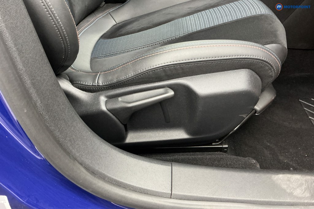Peugeot 308 Tech Edition Manual Petrol Hatchback - Stock Number (1664571) - 17th supplementary image
