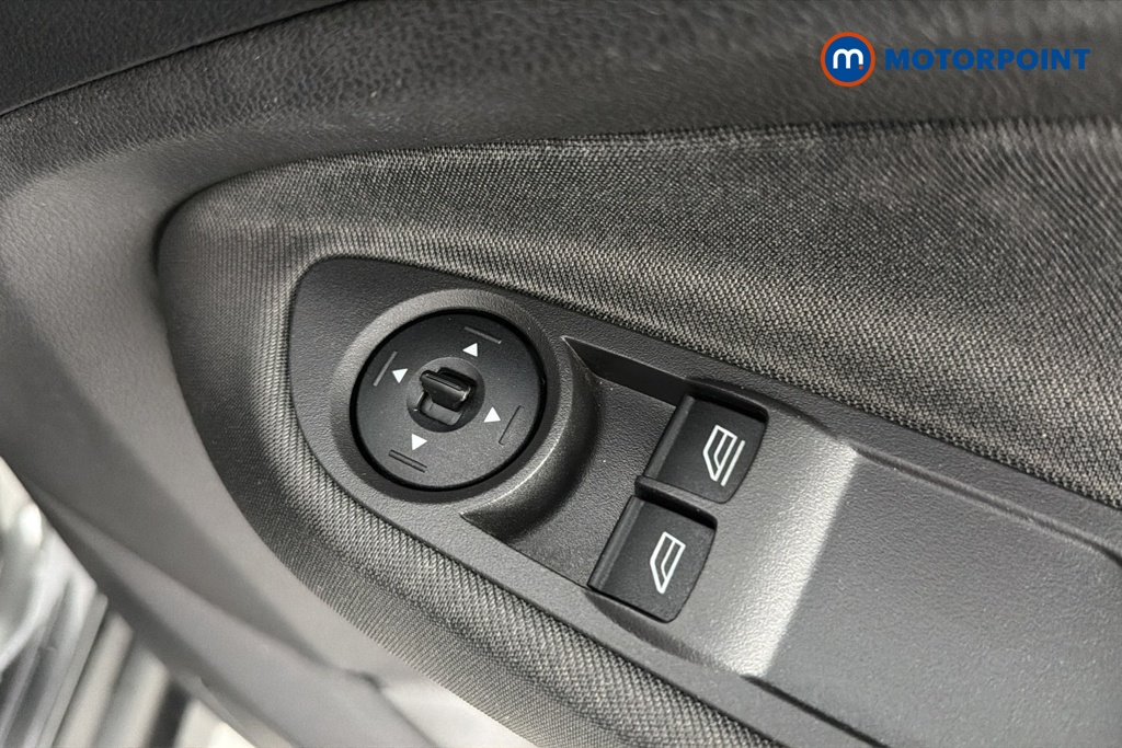 Ford C-Max Zetec Manual Petrol People Carrier - Stock Number (1664704) - 19th supplementary image