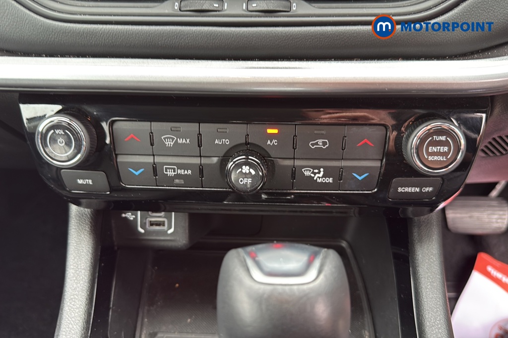Jeep Compass Limited Automatic Petrol SUV - Stock Number (1664742) - 12th supplementary image