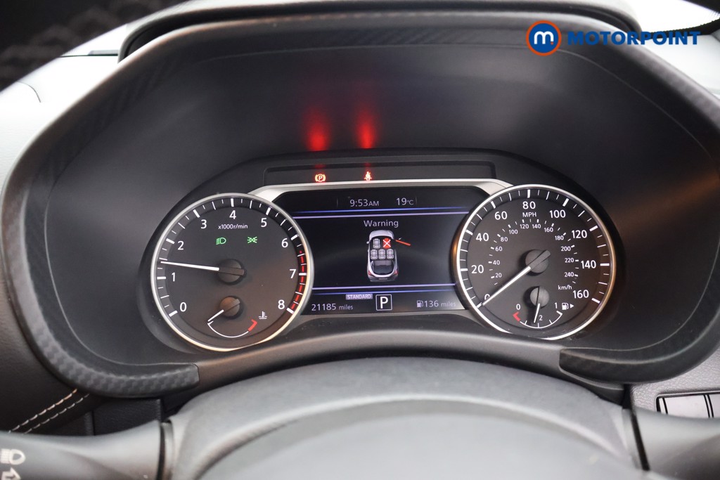 Nissan Juke N-Connecta Automatic Petrol SUV - Stock Number (1665102) - 4th supplementary image